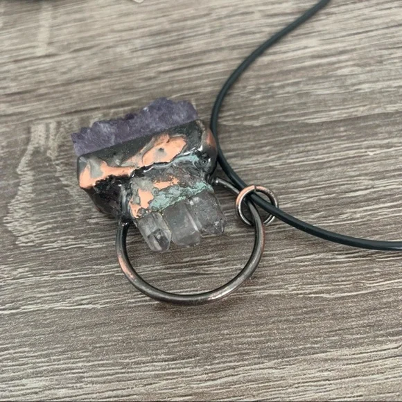 Tri-Quartz Point & Amethyst Copper Wrapped Necklace - Picture 5 of 9